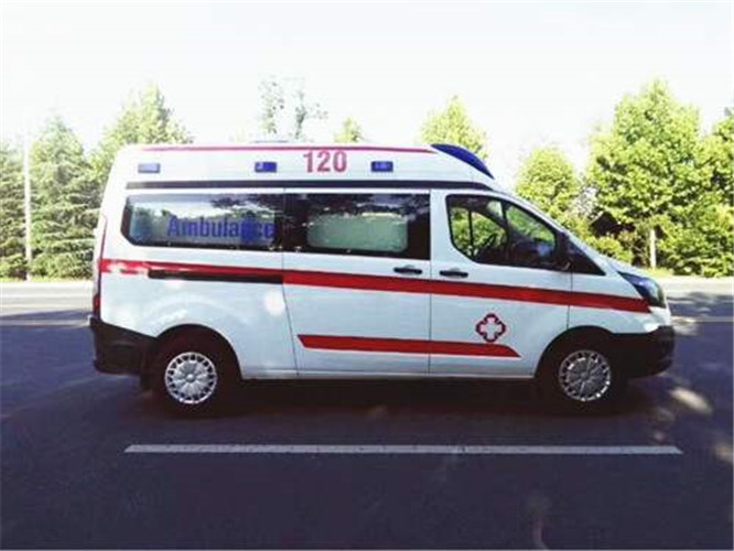 阿巴嘎救护车出租服务案例6