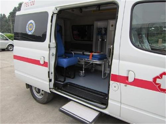 阿巴嘎救护车出租服务案例7
